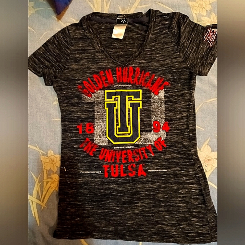 Tulsa University Golden Hurricane TU Distressed Retro Short Sleeve T-Shirt